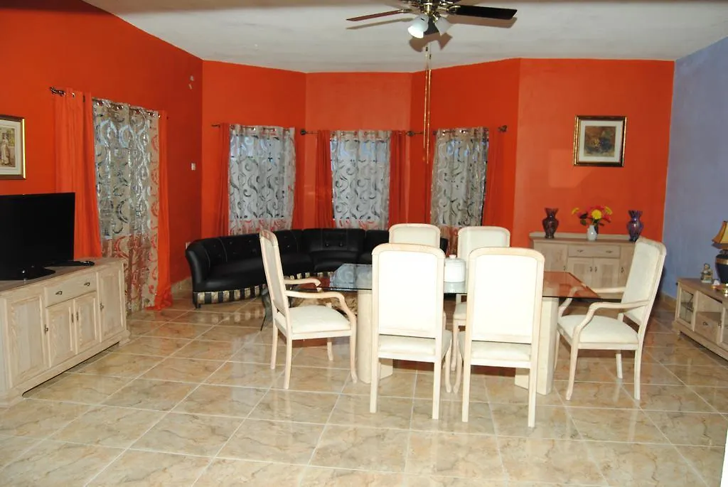 Little Savoy Guest House Runaway Bay Jamaica