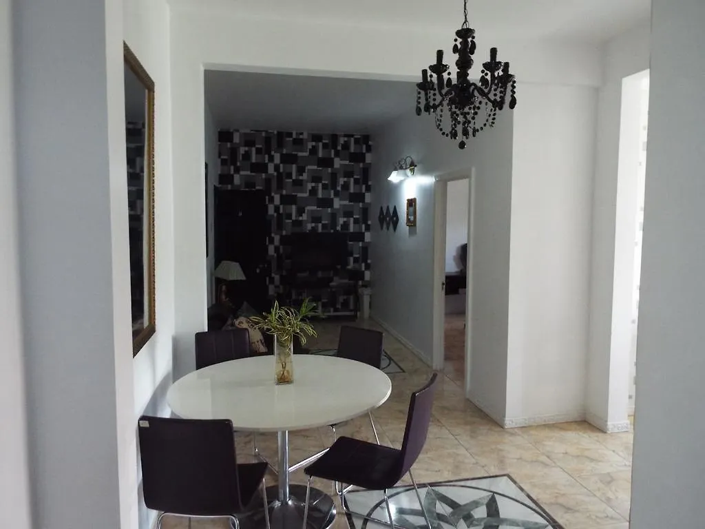 Little Savoy Guest House Runaway Bay