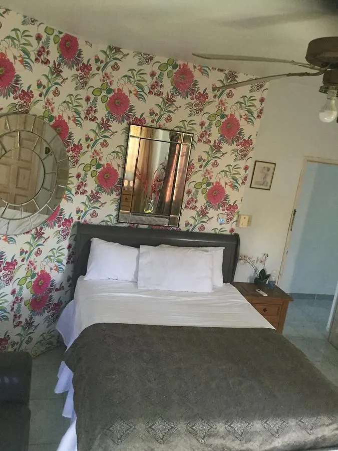 Little Savoy Guest House Runaway Bay Jamaica