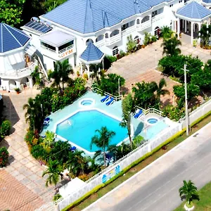 Hotel Holiday Haven And Banquet Hall